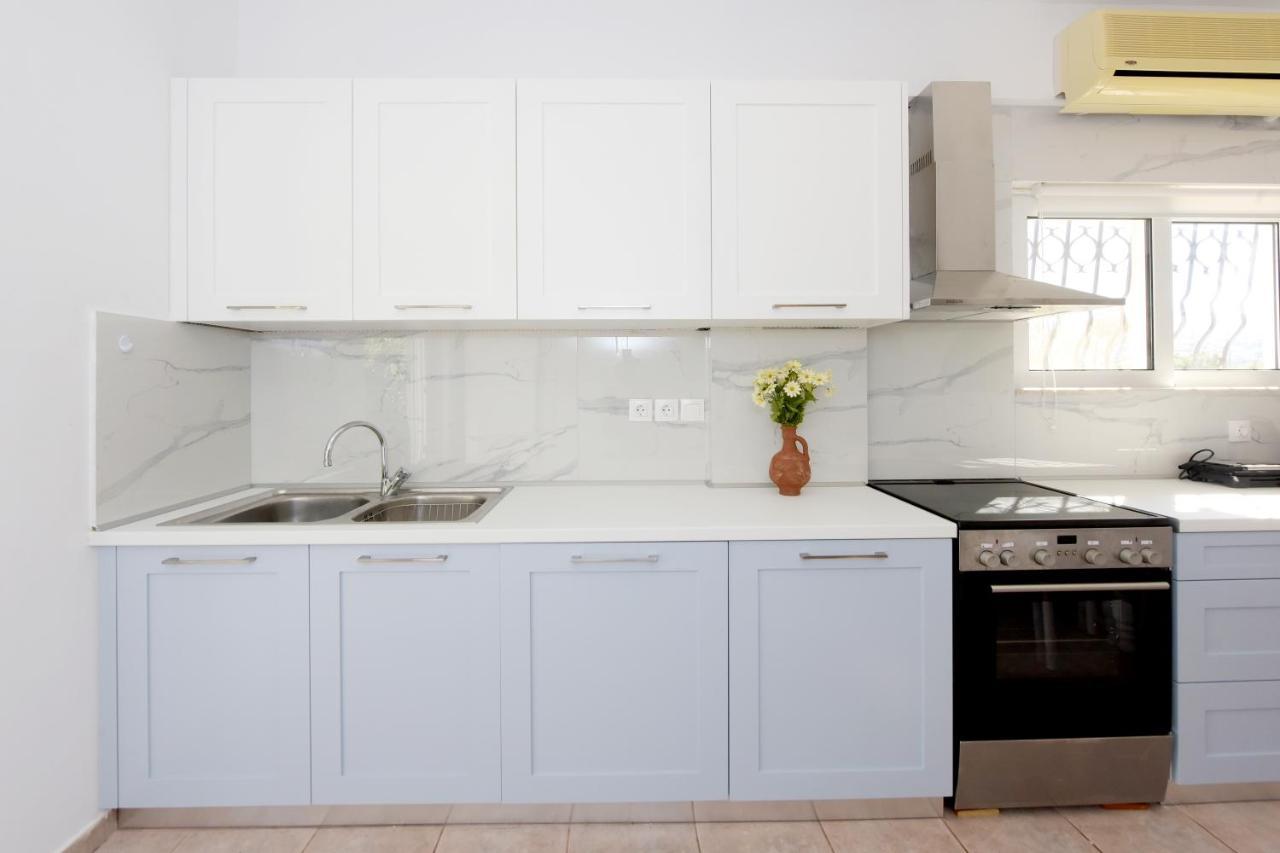 Villa Irilena - 4Bdr Beach House Jenadi Zewnętrze zdjęcie