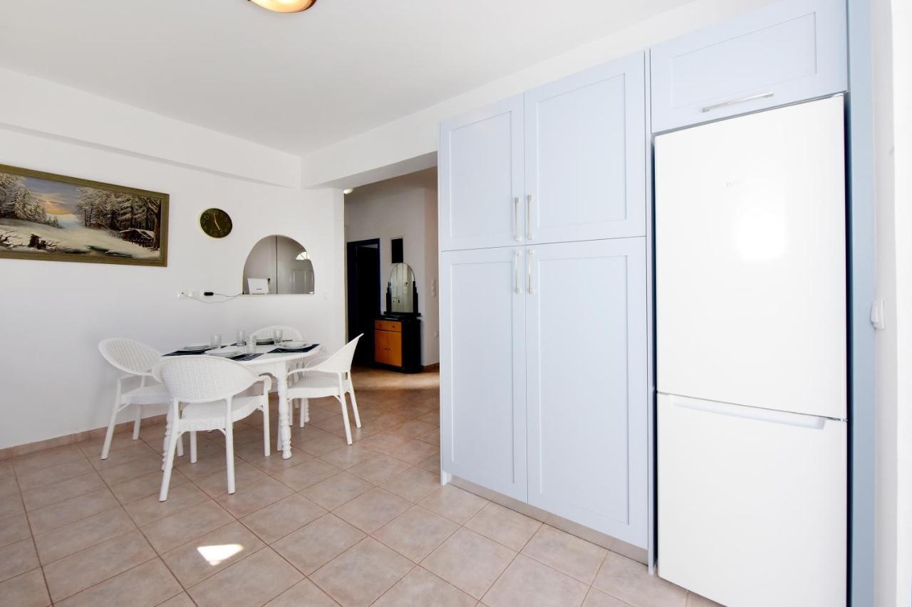 Villa Irilena - 4Bdr Beach House Jenadi Zewnętrze zdjęcie