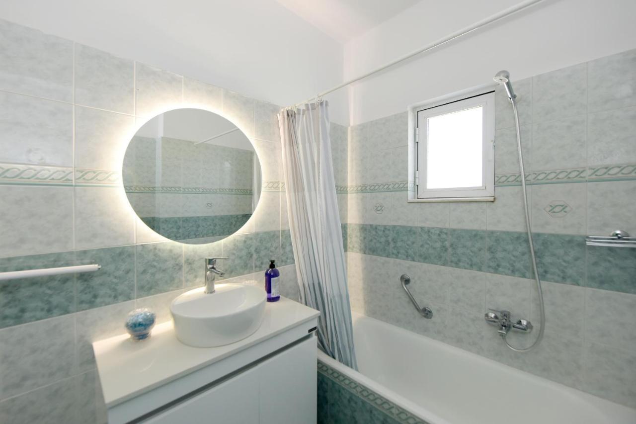 Villa Irilena - 4Bdr Beach House Jenadi Zewnętrze zdjęcie